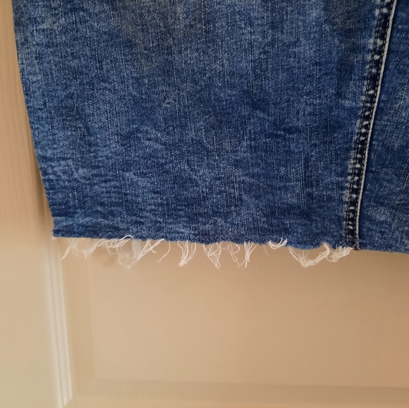 Love & Legend Acid Wash Distressed Jean Skirt - Picture 8 of 11